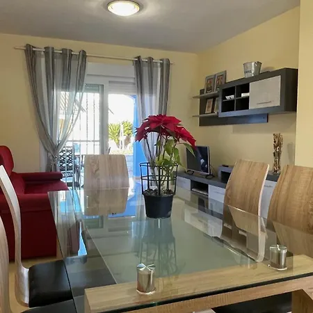 بيت للعطل Windhouse Long Retreat